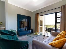 Alimama Spaces: The Thando's Kyalami Woods – hotel z parkingiem w mieście Kyalami