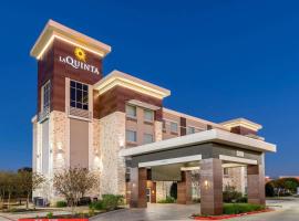 La Quinta by Wyndham Houston NW Beltway8/WestRD, hotel near Sam Houston Race Park, Houston