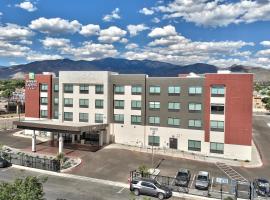 Holiday Inn Express & Suites - Albuquerque East by IHG, Holiday Inn hotel in Albuquerque