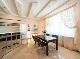 Роскошная 3к квартира 135м2 на набережной. Минская