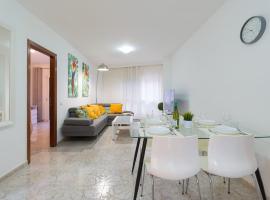 Surf Brothers, ξενοδοχείο σε Vecindario