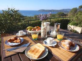 Ca' La Stella Sea-view Apartments, hótel í Porto Azzurro