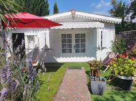 Chalet Cosy, cabana o cottage a Audenge