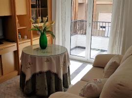 Apartamento Armonía:céntrico, tranquilo y acogedor, cheap hotel in Elda