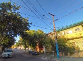 Morada BemTeVi Guest House, guest house in São José dos Campos