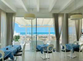 Hotel Corona Beach Peschici, hotell i Peschici