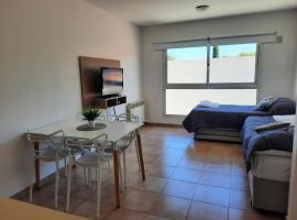 Monoambiente Rivadavia, holiday rental in Cipolletti