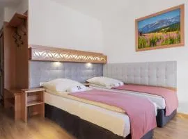 Górski Ośrodek Jeździecki - Śniadania - Termy