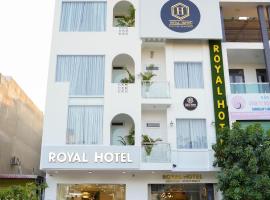 Royal Hotel Ninh Thuận, khách sạn ở Kinh Dinh
