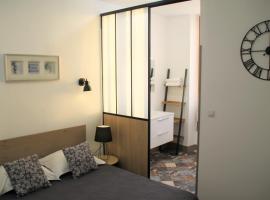 Hôtel Rivière, hotel near Castres-Mazamet Airport - DCM, Castres