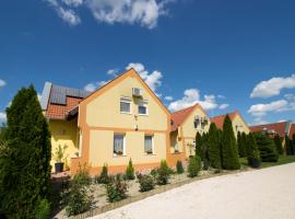 Ponty-Lak Panzió, casa rural en Dávod