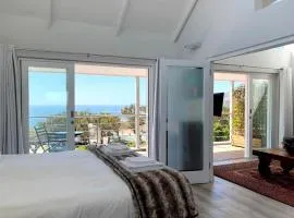 Bright Camps Bay Loft with Stunning Views and Shared Pool