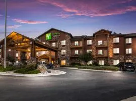 Holiday Inn Express & Suites Custer-Mt Rushmore