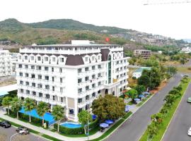 Orbit Hotel Nha Trang, ξενοδοχείο στο Να Τρανγκ