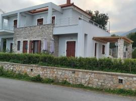 Light blue house 1, ξενοδοχείο στα Πούλιθρα