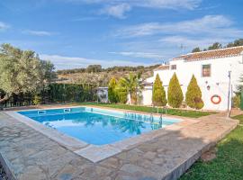 Cozy Home In Archidona With Private Swimming Pool, Can Be Inside Or Outside, Hotel in Archidona