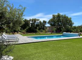 Villa Lauredana, hotel com piscina em Sainte-Lucie de Porto-Vecchio