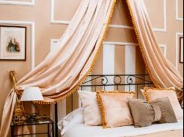 La Foresteria di Palazzo Picedi Benettini, hotel v destinaci Sarzana