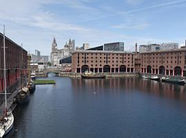Holiday Inn Express Liverpool-Albert Dock, an IHG Hotel, hotel near Liverpool Philharmonic Hall, Liverpool