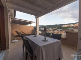 Brigata House - Luxury 2 beds, wifi, balcony,sea view - Key to Villas, hótel í Castelsardo