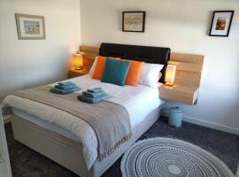 Stromness Apartments, hotel with parking in Stromness