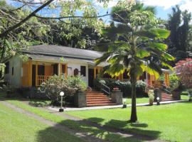 Les Cycas, B&B in Saint-Claude