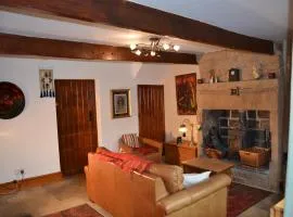 Charming cottage 15 mins from Hebden Bridge