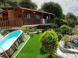 Le Chalet de la Pierreraie Côte d'Azur Piscine Terrasse et Vue Mer