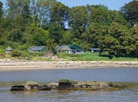 Shore Cottage, hotel with parking in Dumfries