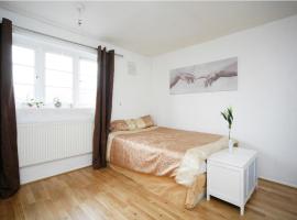 London comfy double, serviced apartment in London