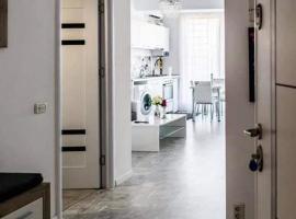 Cube White Apartment – apartament w mieście Lumina