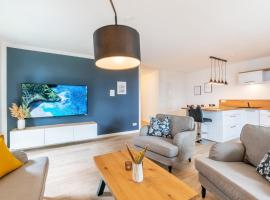 Strandvilla Meeresblick Wohnung 02, pet-friendly hotel sa Boltenhagen