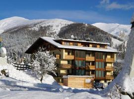 Panorama Rosie Design Chalet, hotel a Bad Kleinkirchheim