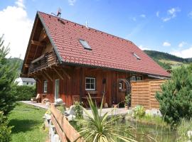 Wooden chalet in Stadl an der Mur Styria with sauna, hotel with parking in Einach