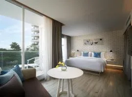 Shama Yen-Akat Bangkok