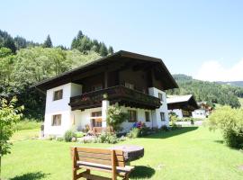 Viesnīca Spacious flat near the ski area in Salzburg pilsētā Dīntena pie Hohkēnigas