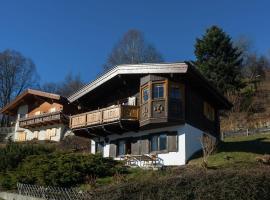 Chalet in ski area in Piesendorf, hôtel à Piesendorf