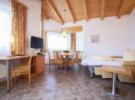 Apartment in Kaltenbach near Ski Lift