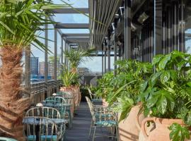 One Hundred Shoreditch, hotell Londonis