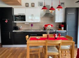 Nidi del faggio rosso - Family Holiday Home: Maresca'da bir daire