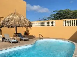 Montana Eco Resort Aruba, hotel in Oranjestad