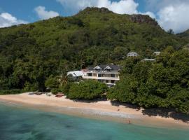 Crown Beach Hotel Seychelles, hotell i Pointe Au Sel 