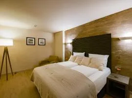 Artim Hotel