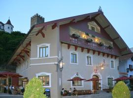 Hofwirt - Hotel Gasthof, hotel in Neubeuern