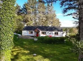 Back2Roots - Beautifully Restored Cottage, Doochary