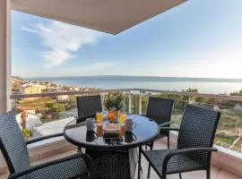 Apartment Podstrana With Sea View 366