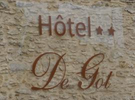Hotel de Got, готель з парковкою у місті Villandraut