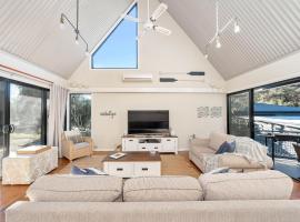 Sea Loft at Hyams Beach, hotel din Hyams Beach