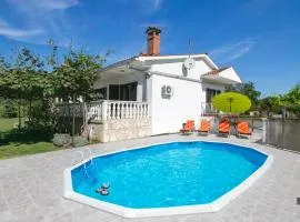 Nice Home In Nedescina With 3 Bedrooms, Wifi And Outdoor Swimming Pool