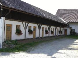 Landgasthof Düllhof, nakvynės su pusryčiais namai mieste Schaufling